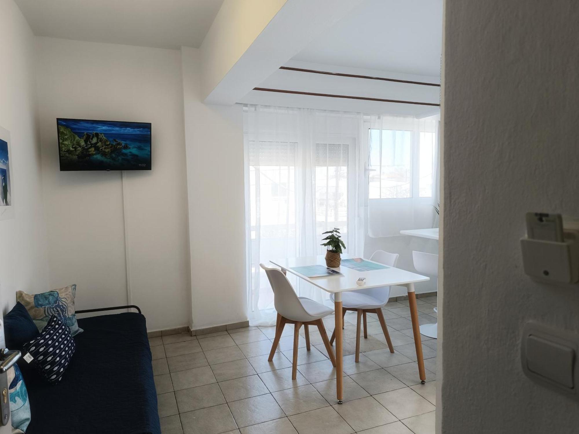 Nautilus City Studios & Apartments Rhodes City ภายนอก รูปภาพ
